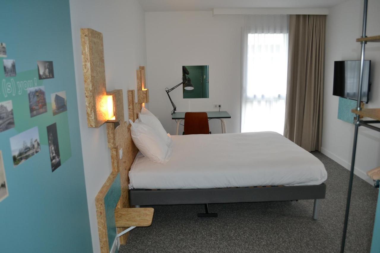 Greet Hotel Rennes Pace Exteriör bild